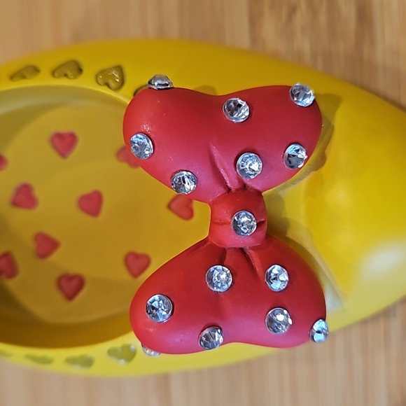 Minnie Mouse Disney Character Cobbler “Heel To The Cheese” Shoe - Collectible - Picture 5 of 6